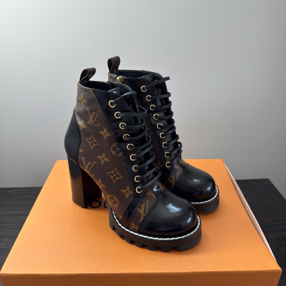 Authentic Louis Vuitton Star Trail Monogram Combat Boots Size EU 38